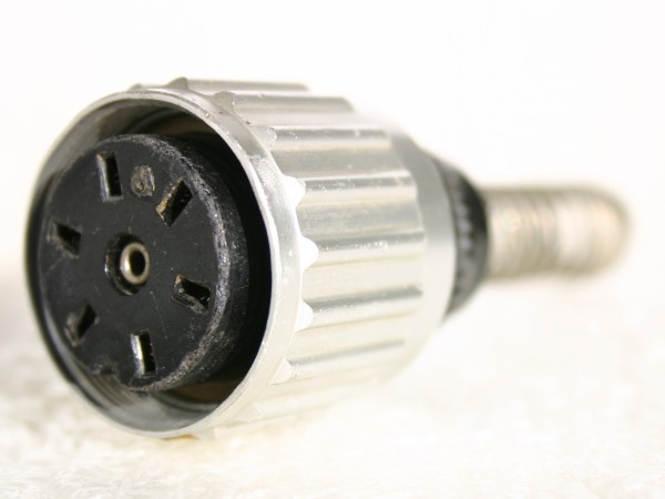 Amphenol Tuchel 6 Pol Kabelbuchse T3038-010 für Neumann U47 / U48 gebraucht