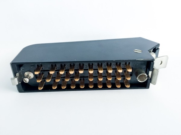 Siemens/ Tyco oder Amphenol Tuchel DIN 41622 30pol Messerleiste