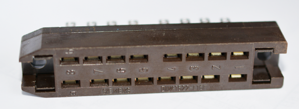 Siemens DIN 41622 16pol Buchsenleiste NEU